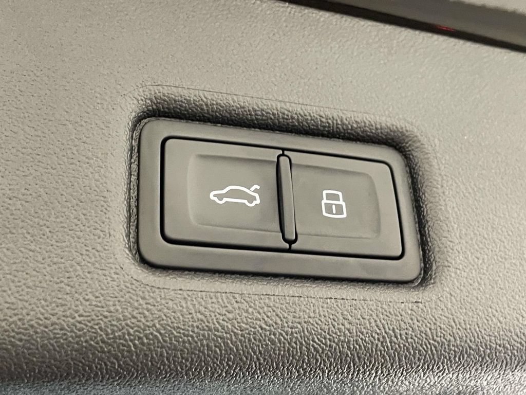 New 2026 Audi SQ5 Premium Plus AWD/4WD image 22