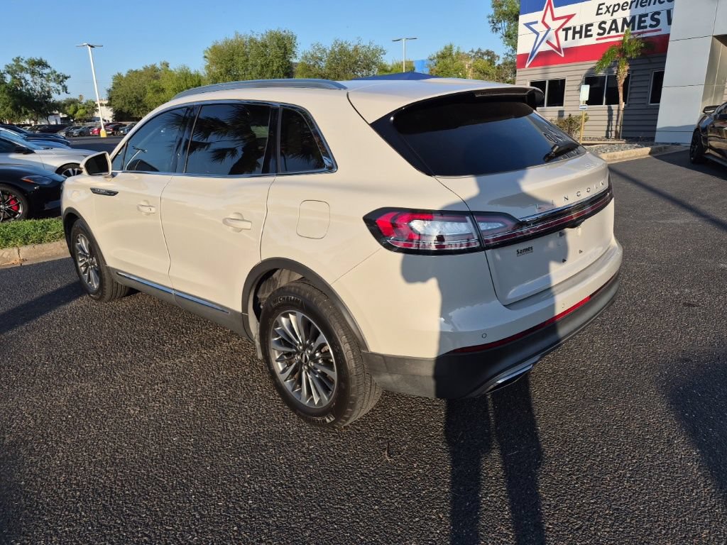 Used 2023 Lincoln Nautilus AWD w/ Premium Package image 3