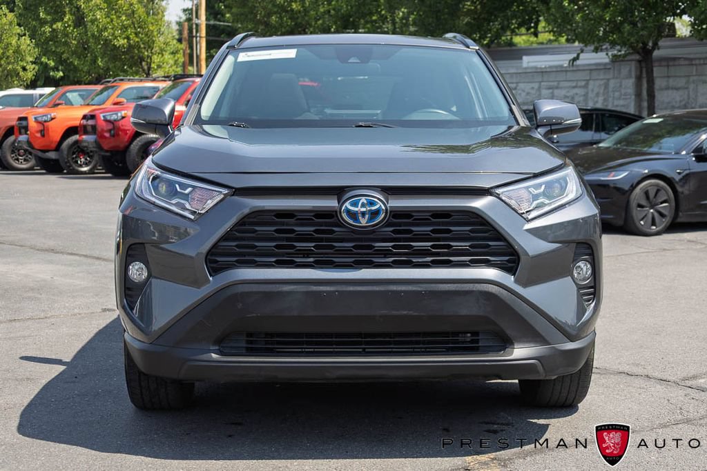 Used 2021 Toyota RAV4 XLE w/ Convenience Package AWD/4WD image 12