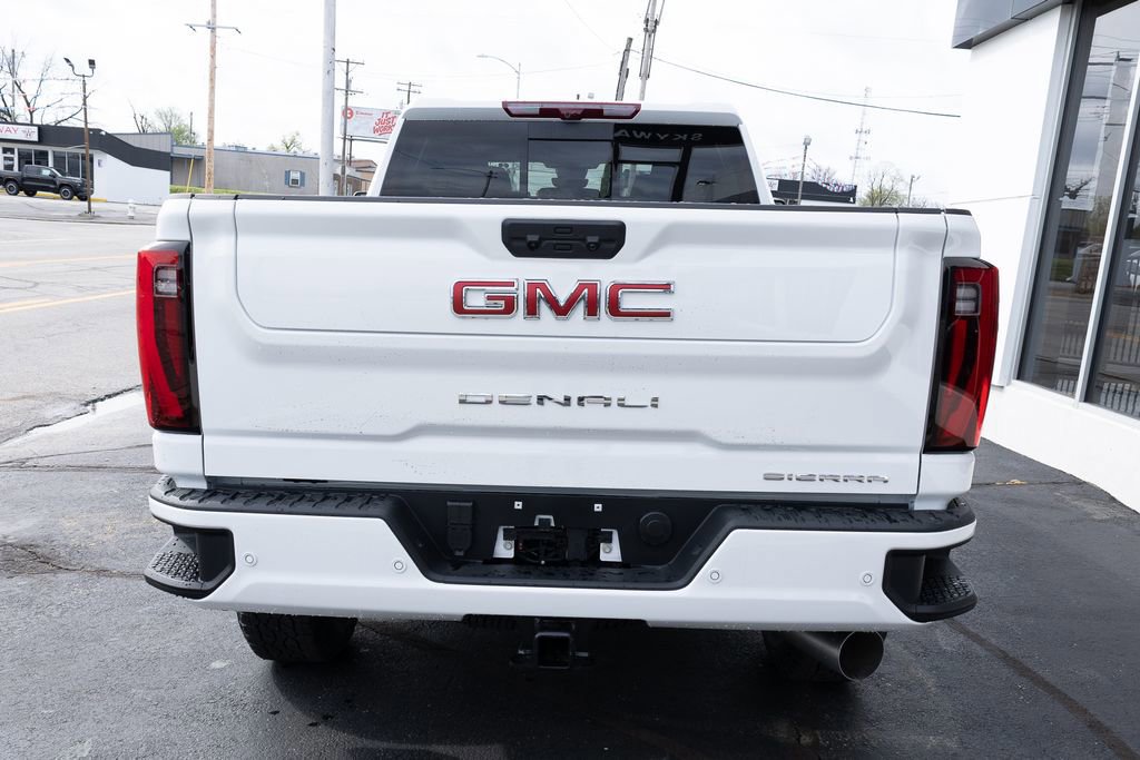 New 2026 GMC Sierra 2500 Denali w/ Technology Package AWD/4WD image 4