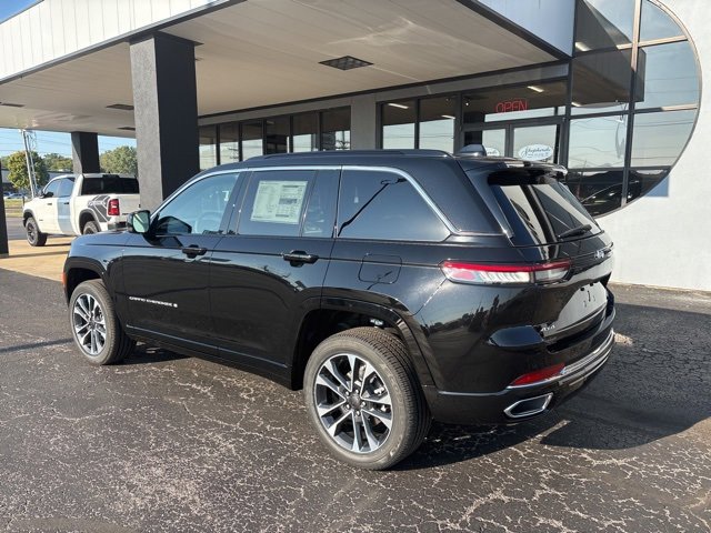 New 2025 Jeep Grand Cherokee Overland image 6