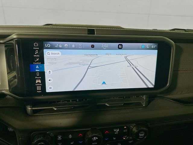 Used 2024 Jeep Wrangler Unlimited Rubicon AWD/4WD image 16