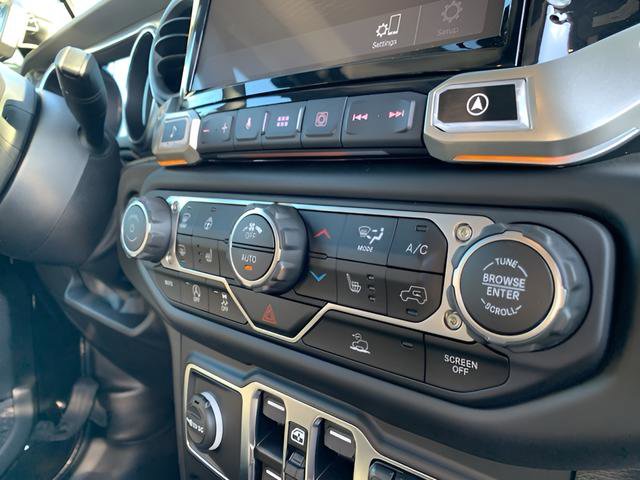 Used 2023 Jeep Gladiator Willys image 60