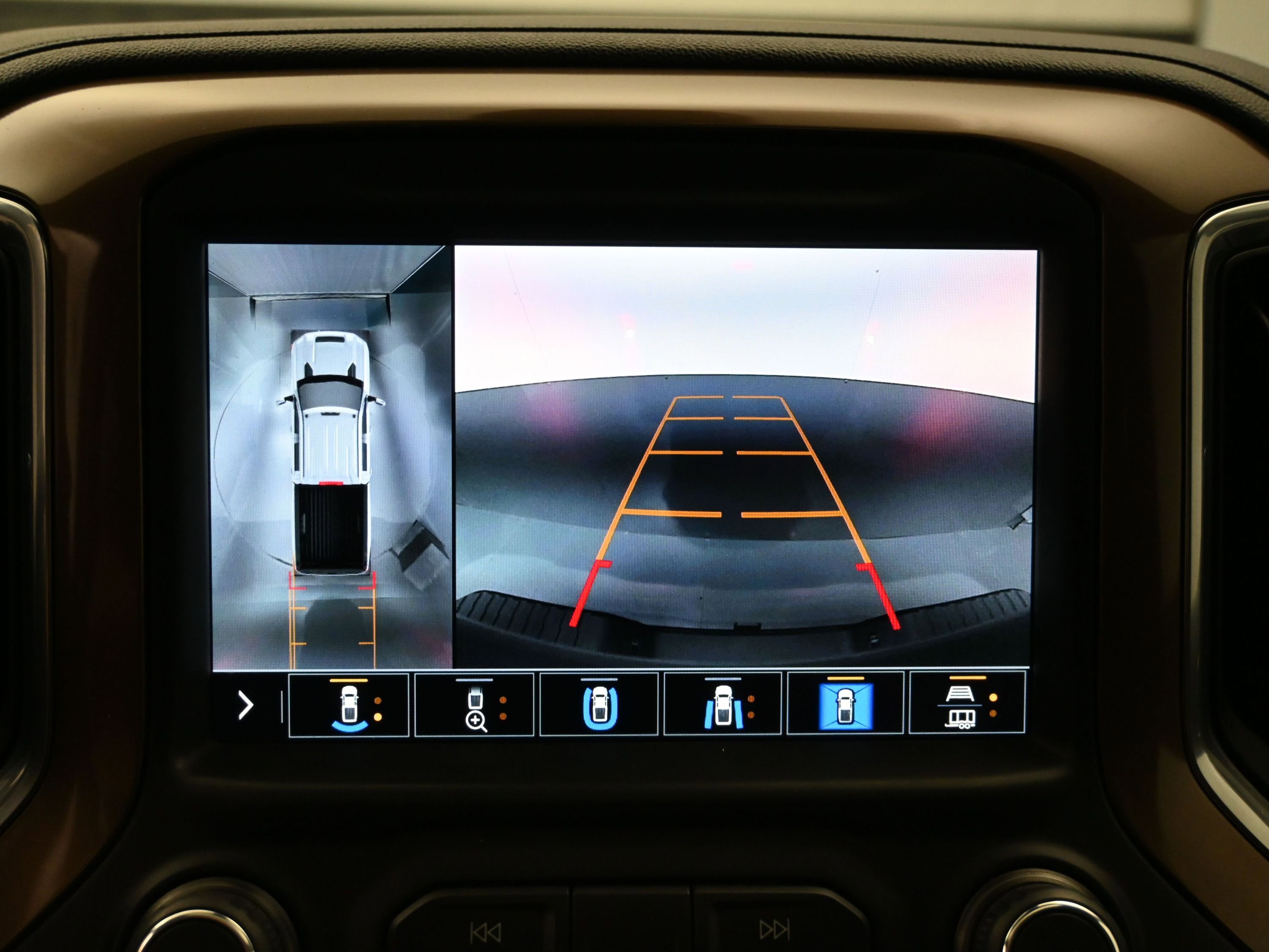 Used 2020 Chevrolet Silverado 2500 High Country w/ Z71 Off-Road Package image 30