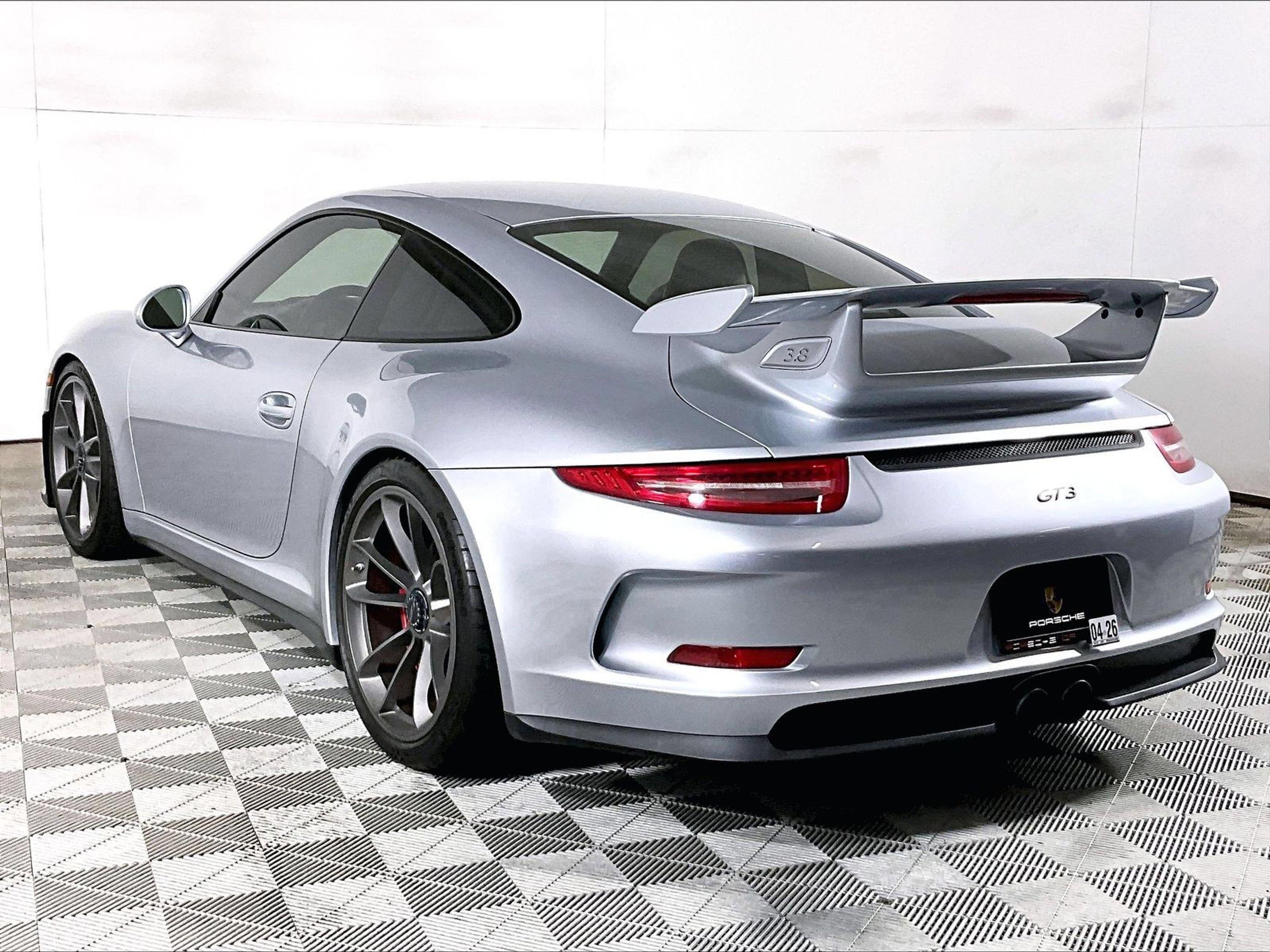 Certified 2014 Porsche 911 GT3 RWD image 3