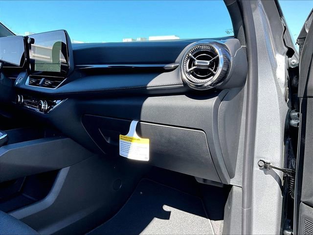 New 2026 Chevrolet Equinox LT w/ Convenience Package II FWD image 27
