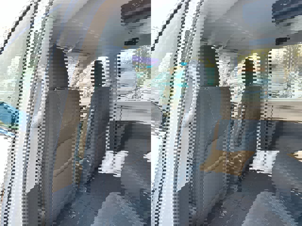 Used 2018 Chrysler Pacifica LX image 23