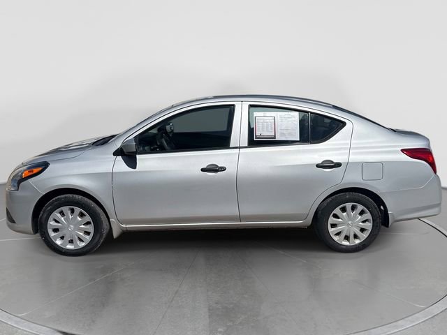 Used 2018 Nissan Versa S FWD image 7