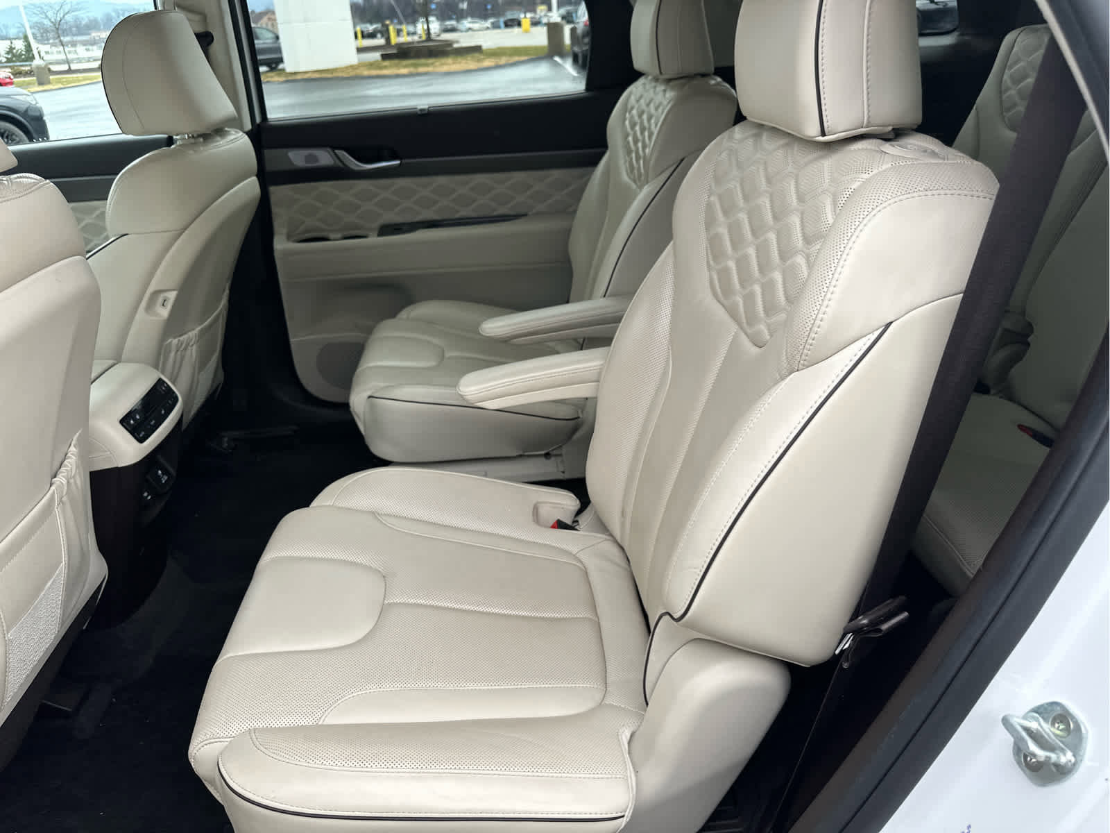 Used 2021 Hyundai Palisade Calligraphy image 50