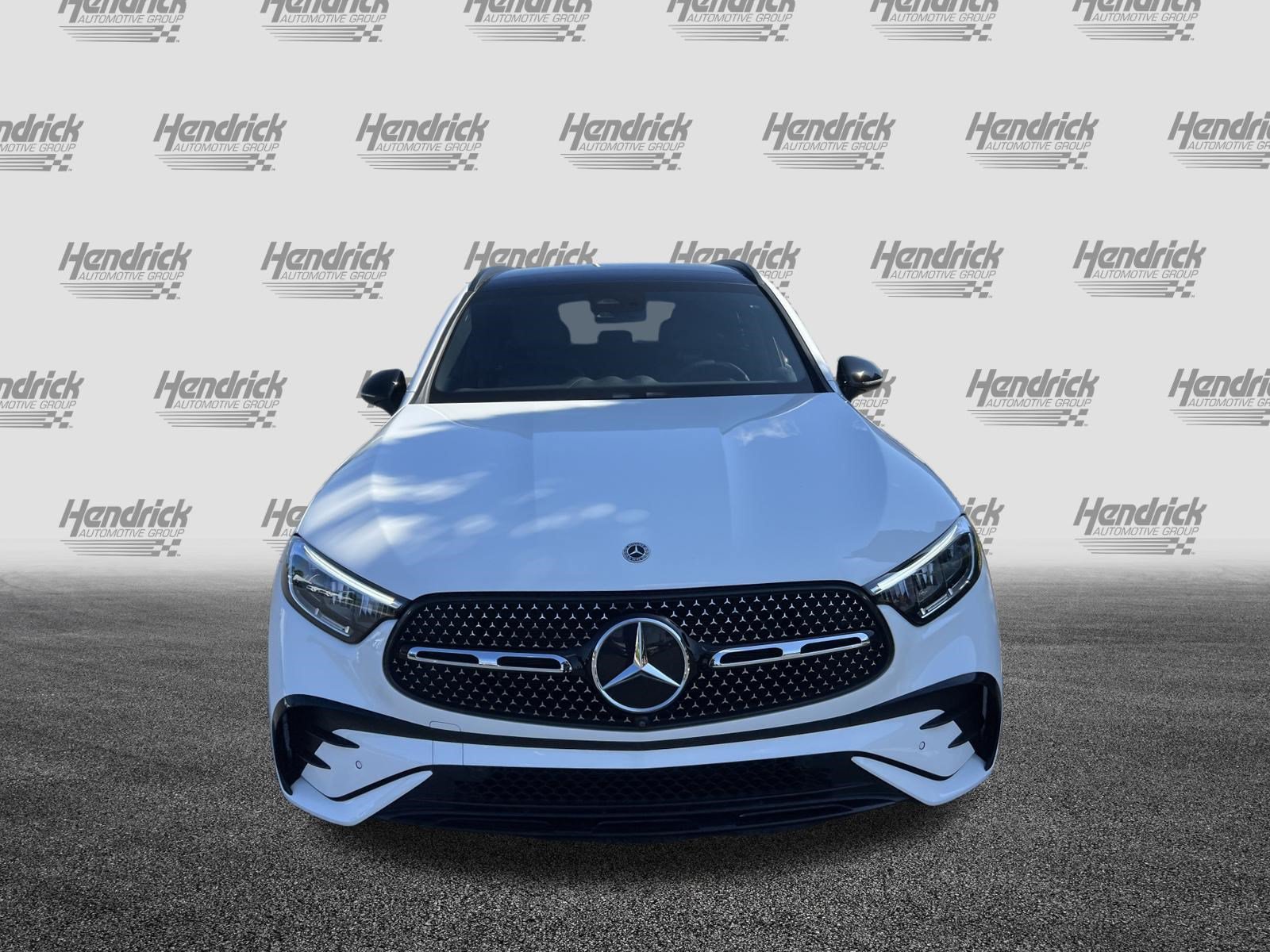 Certified 2025 Mercedes-Benz GLC 300 4MATIC image 3