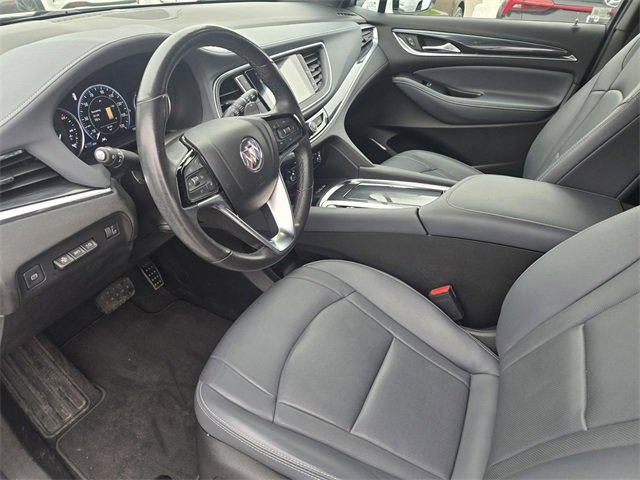 Used 2023 Buick Enclave Premium image 21