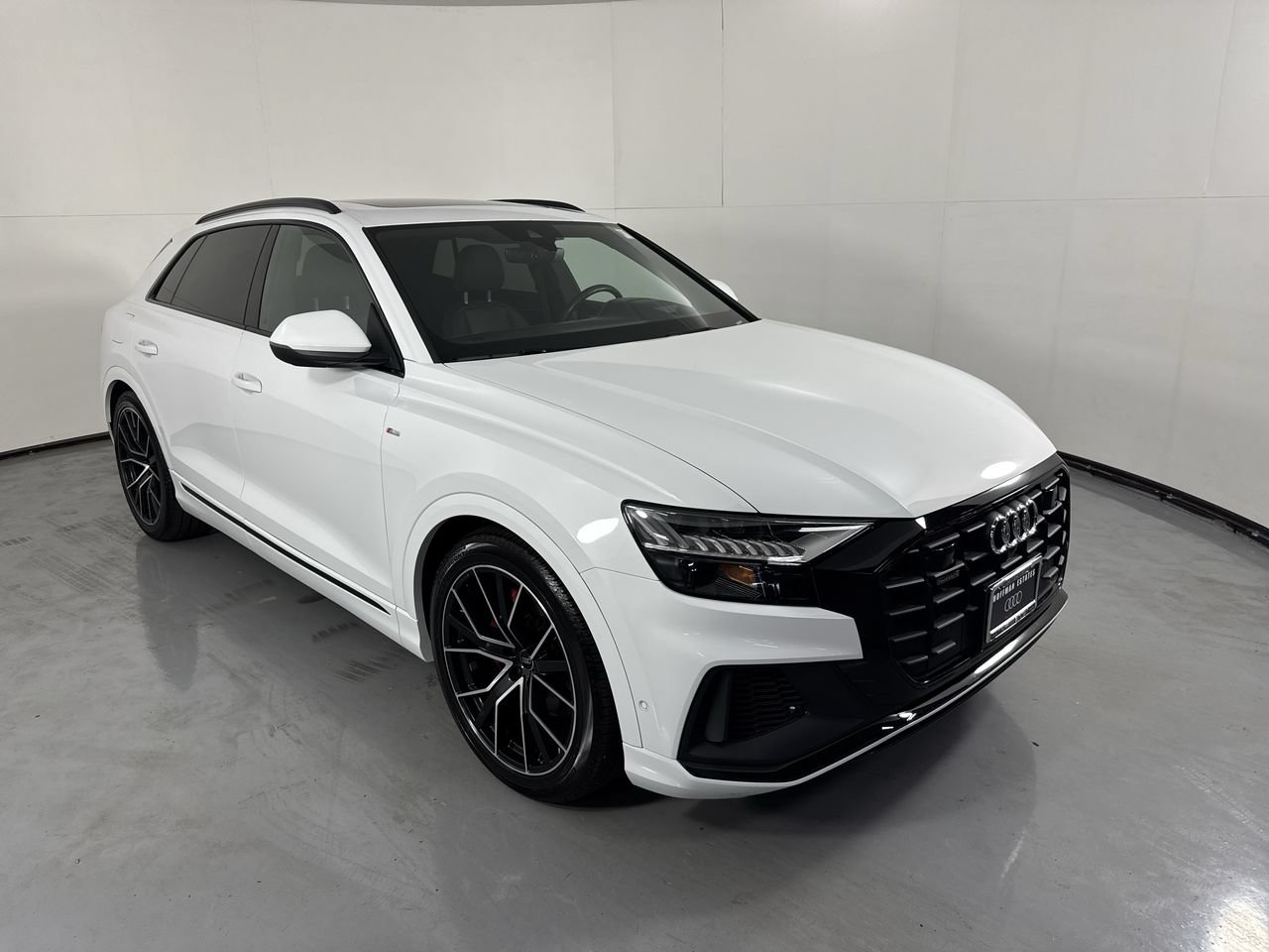 Used 2021 Audi Q8 Prestige AWD/4WD image 29