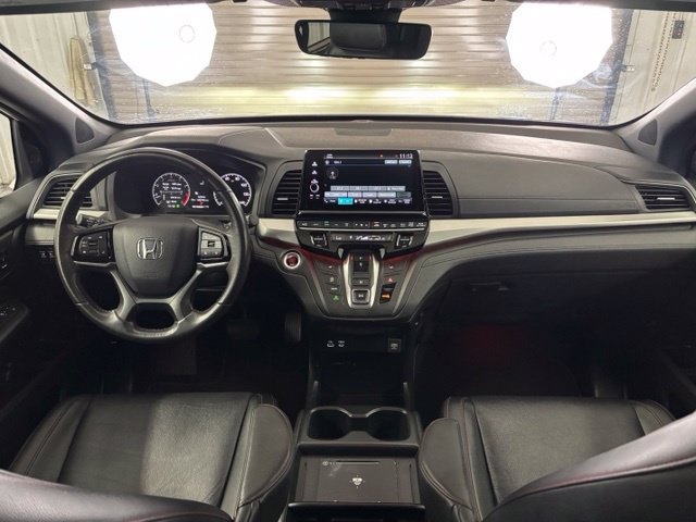 Used 2025 Honda Odyssey Sport-L image 16