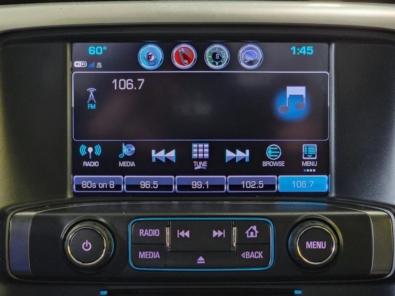 Used 2018 Chevrolet Silverado 1500 LT w/ All Star Edition image 22