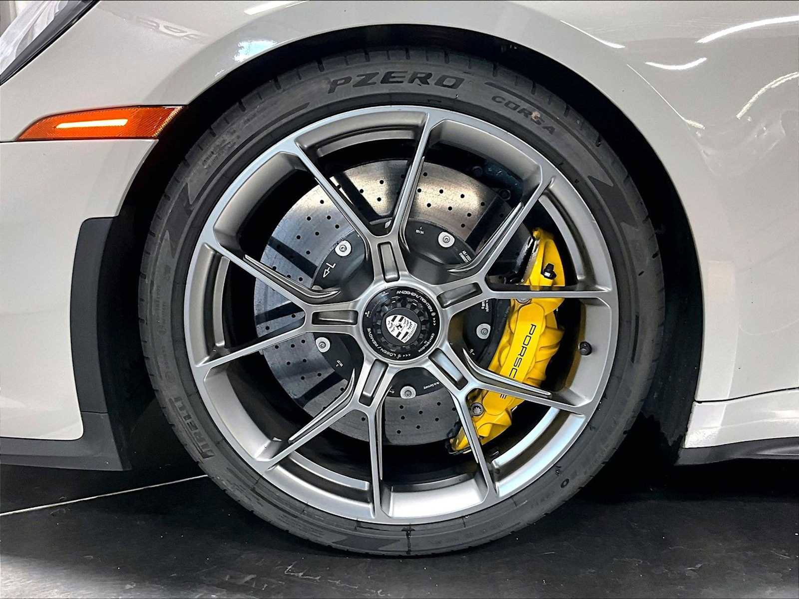 Used 2022 Porsche 911 GT3 image 14