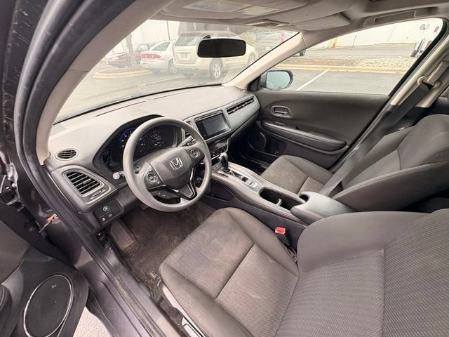 Used 2017 Honda HR-V EX image 10