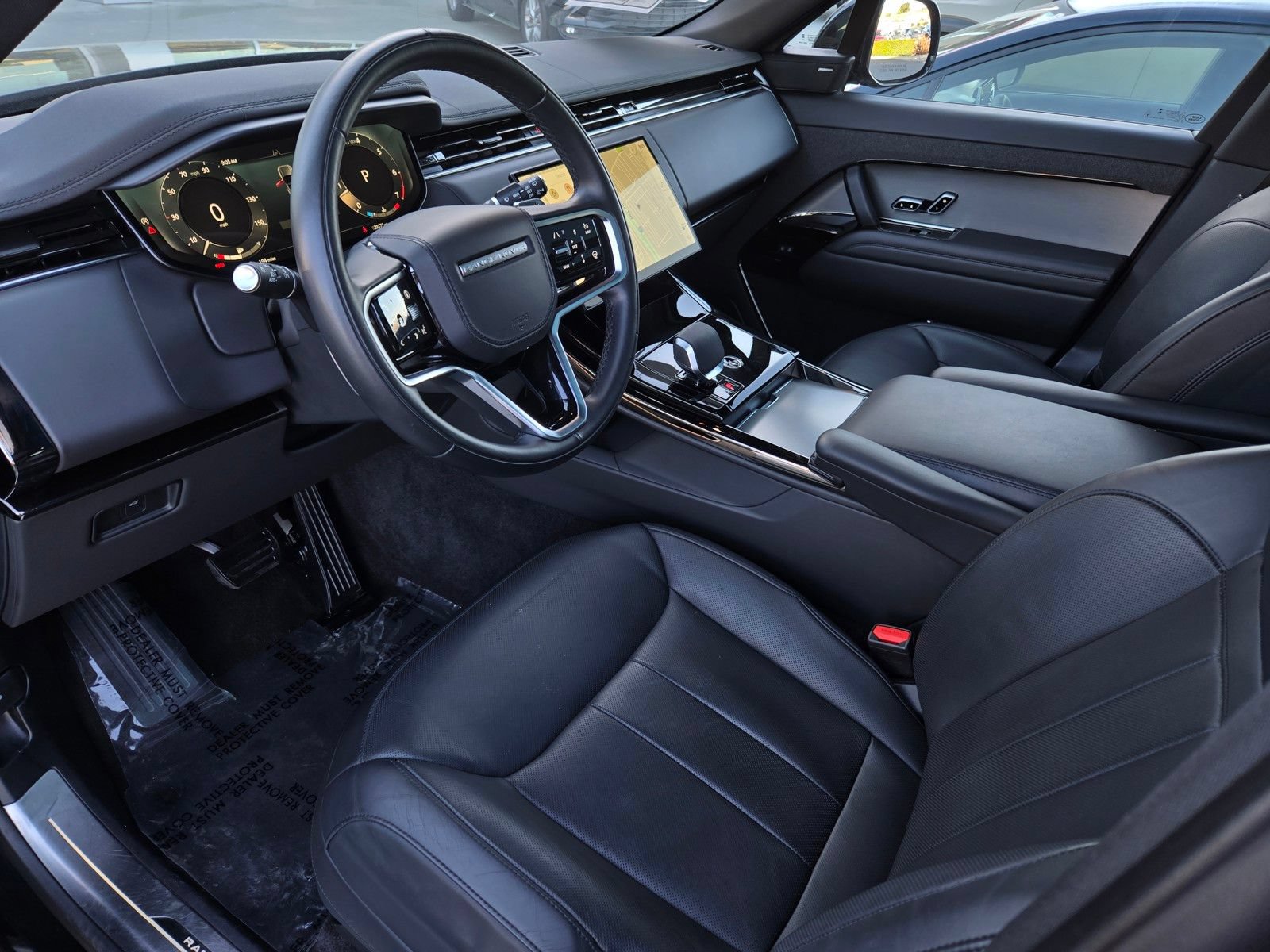 Used 2025 Land Rover Range Rover Sport SE AWD/4WD image 8