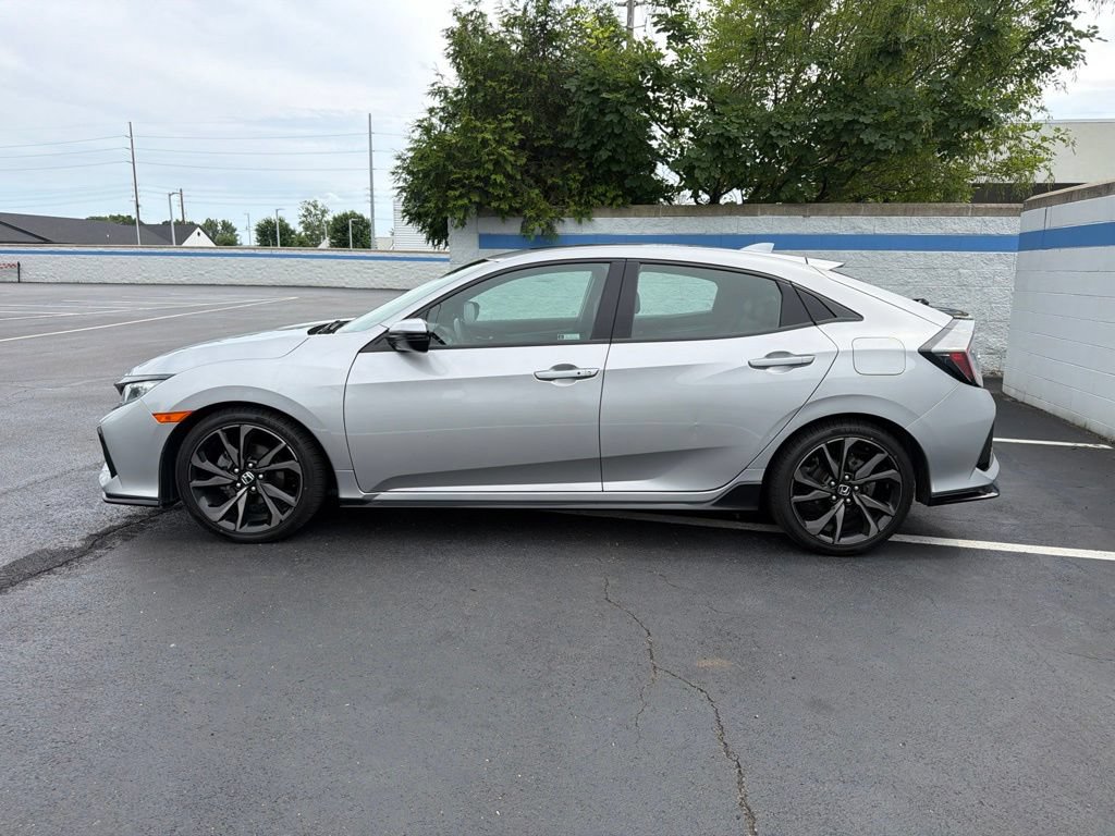 Used 2018 Honda Civic Sport Touring image 2