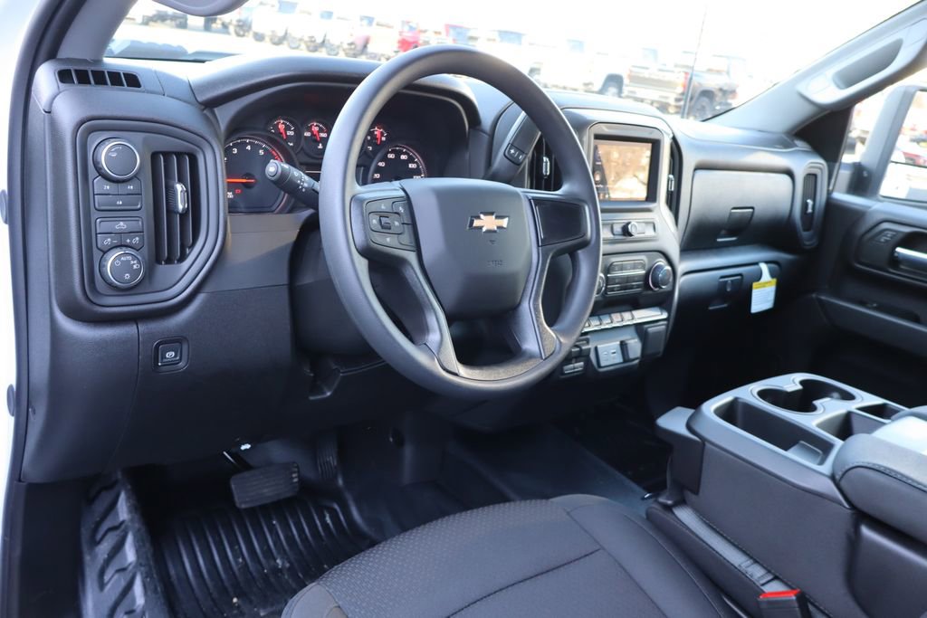 New 2026 Chevrolet Silverado 3500 W/T image 6
