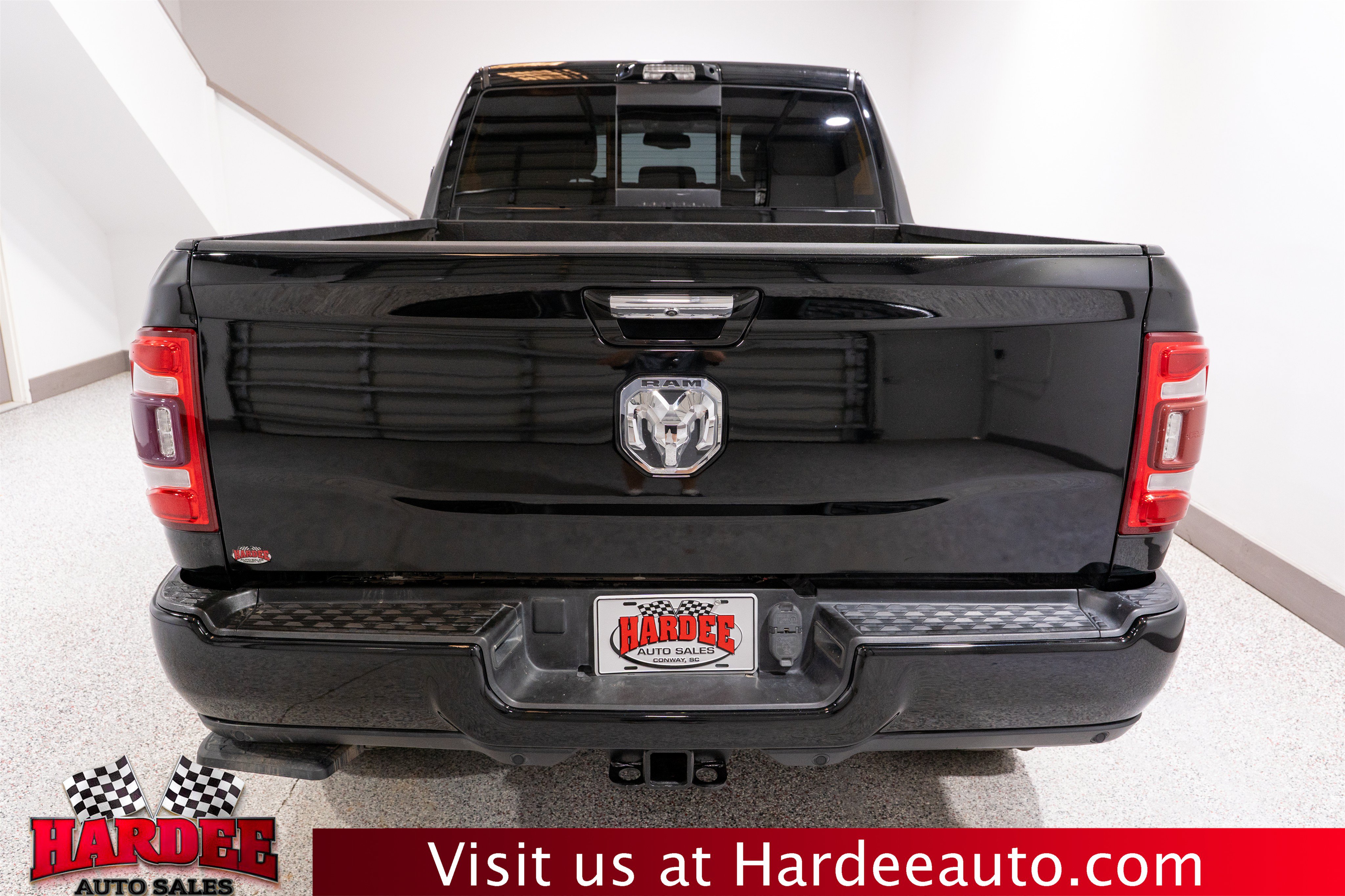 Used 2022 RAM 2500 Laramie AWD/4WD image 4