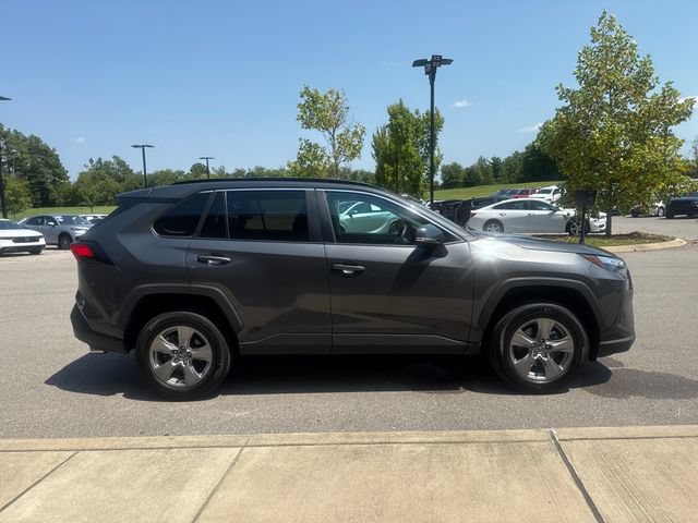 Used 2025 Toyota RAV4 XLE FWD image 5