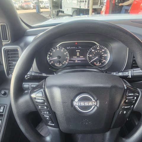 Used 2023 Nissan Frontier SV w/ Midnight Edition Package image 16