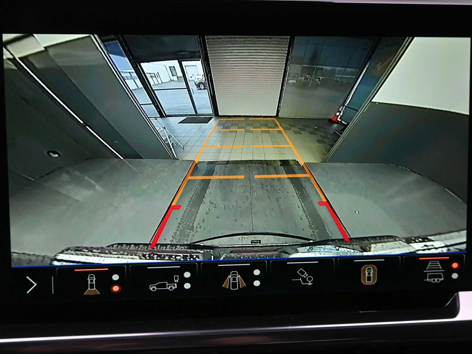 New 2026 GMC Sierra 1500 SLT image 15