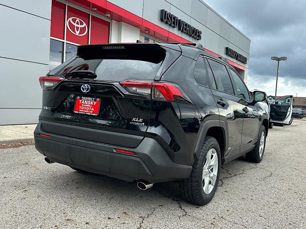Certified 2019 Toyota RAV4 XLE w/ Convenience Package AWD/4WD image 5