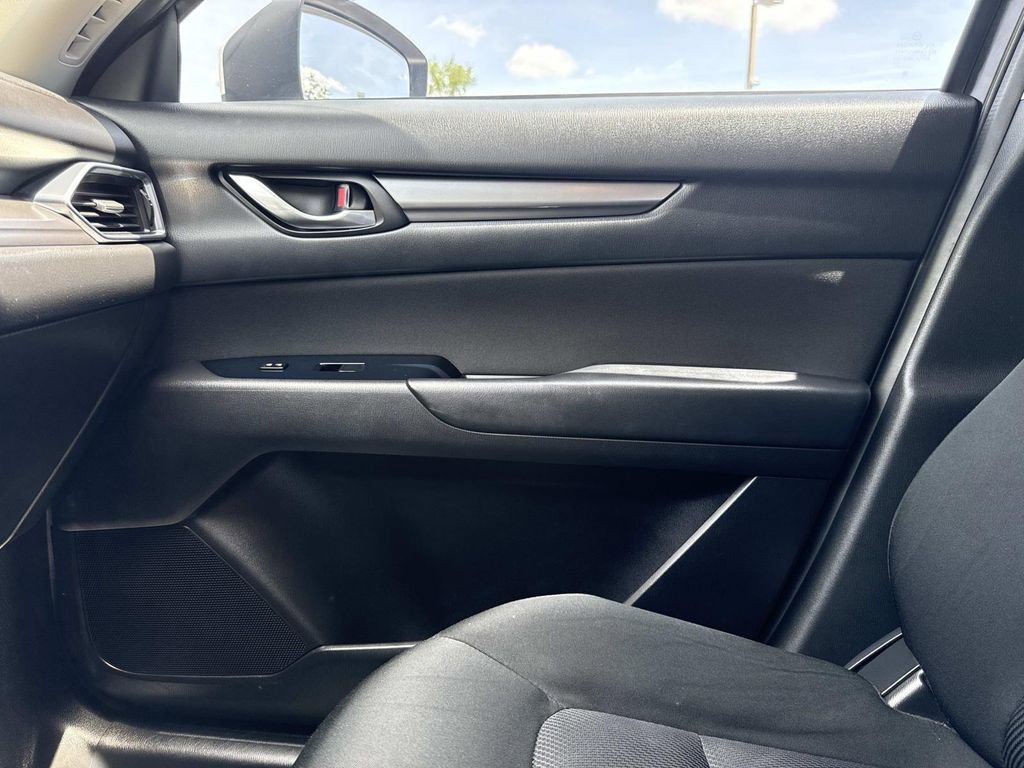Used 2017 MAZDA CX-5 Sport AWD/4WD image 27