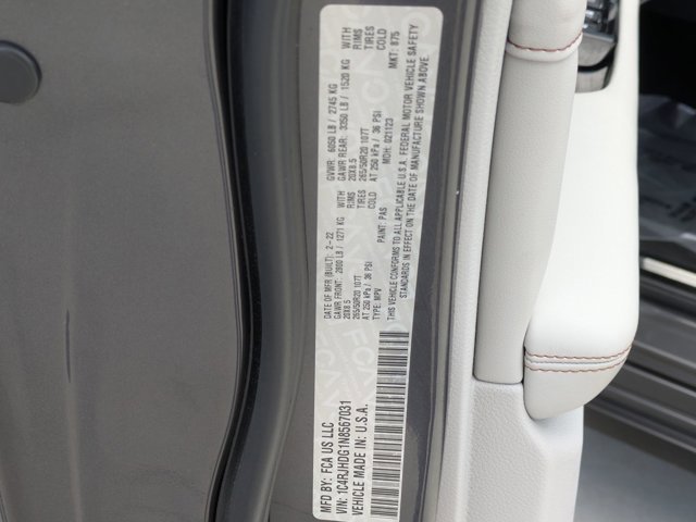 Used 2022 Jeep Grand Cherokee Overland AWD/4WD image 26