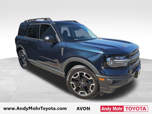 Used 2023 Ford Bronco Sport Outer Banks w/ Tech Package AWD/4WD image 1