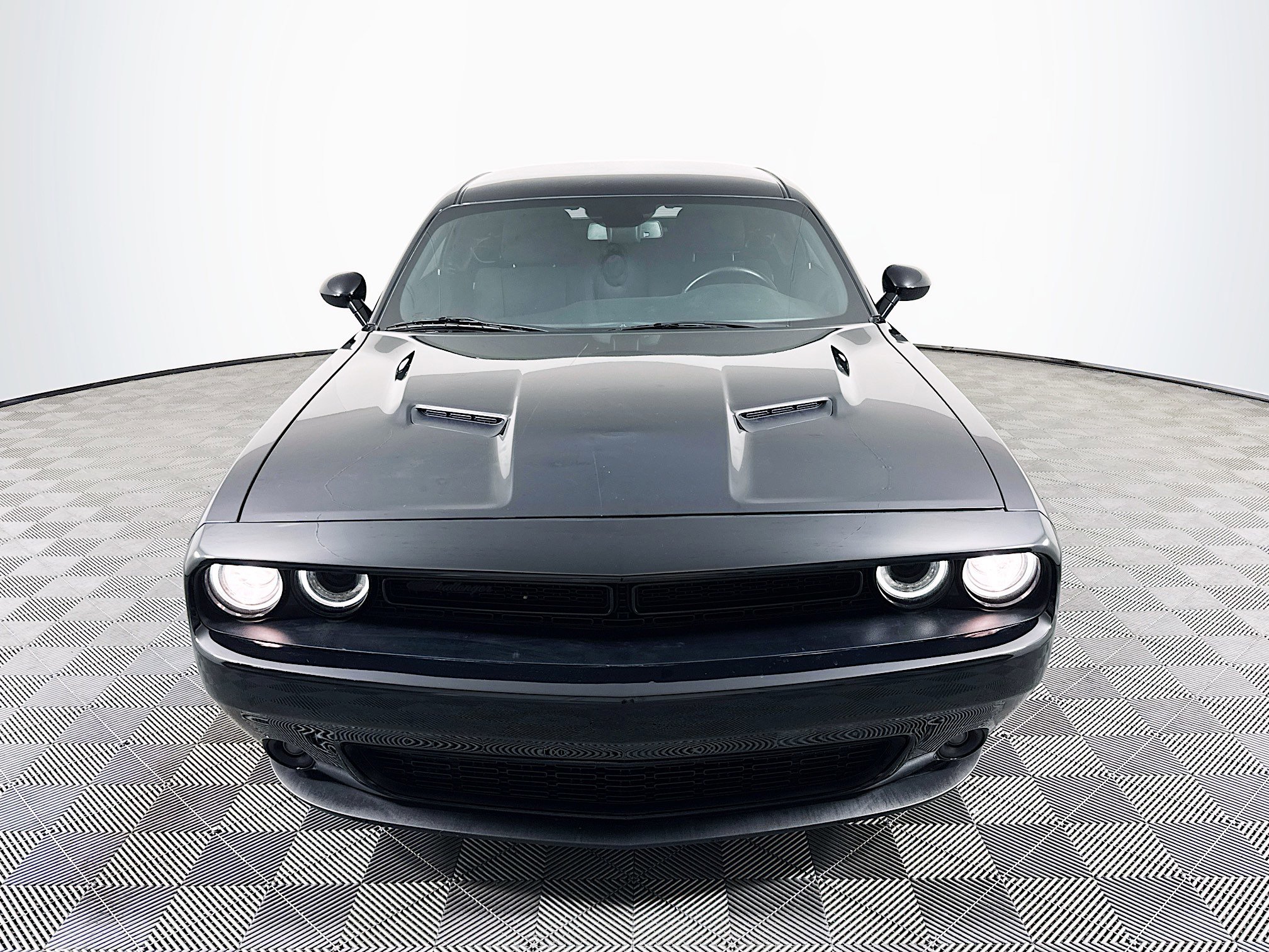Used 2021 Dodge Challenger SXT w/ Blacktop Package image 2