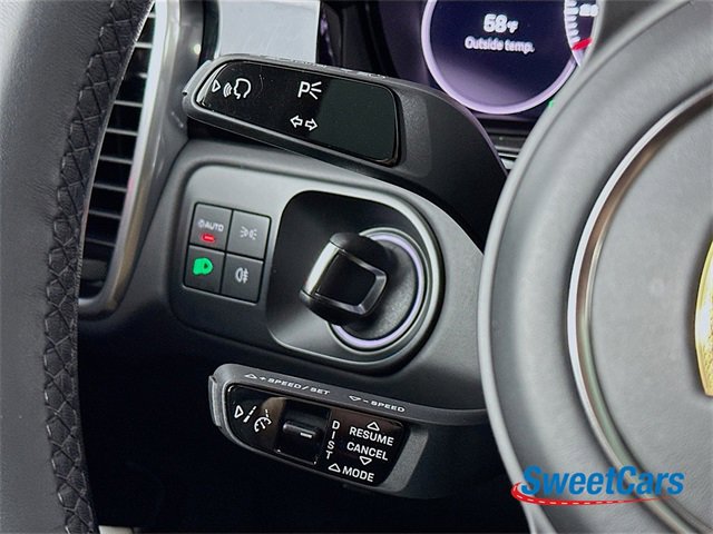 Used 2023 Porsche Cayenne Turbo image 20