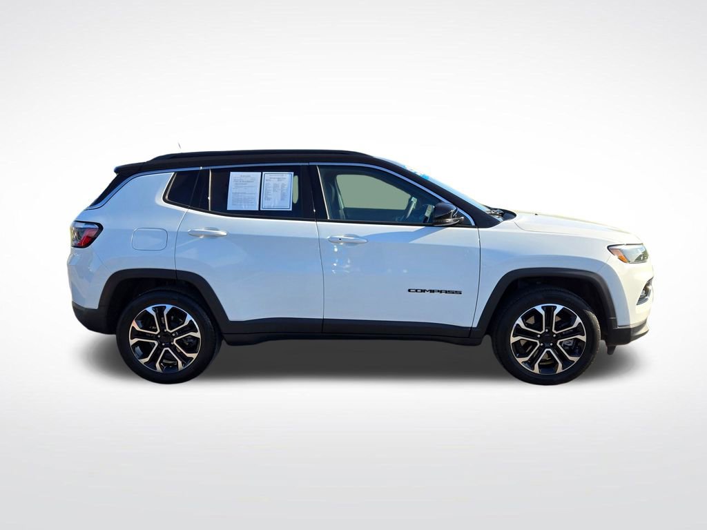 Used 2023 Jeep Compass Limited AWD/4WD image 2
