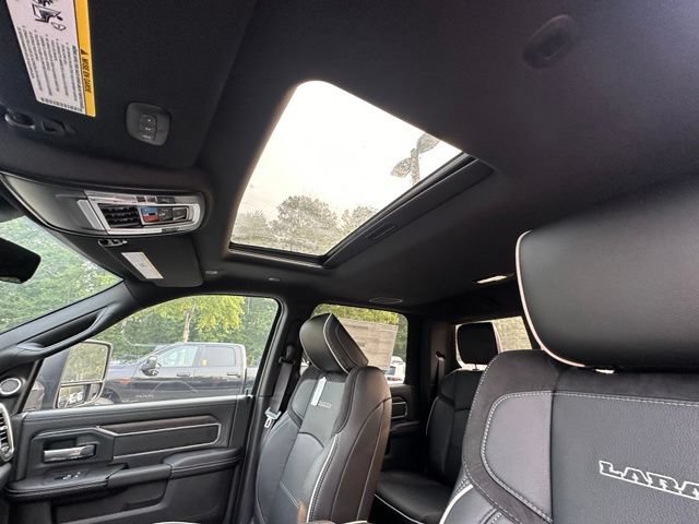 New 2026 RAM 2500 Laramie AWD/4WD image 23
