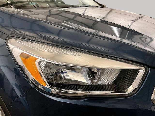 Used 2018 Ford Escape SE w/ SE Sync 3 Package AWD/4WD image 27