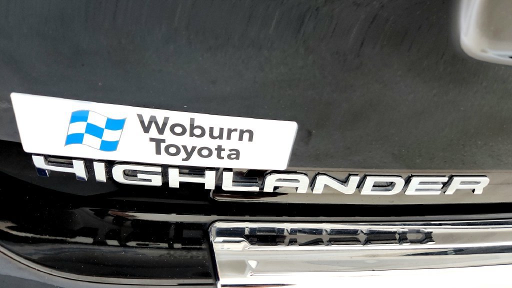 Used 2025 Toyota Highlander Platinum AWD/4WD image 13