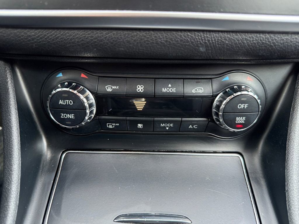 Used 2018 Mercedes-Benz CLA 250 image 17