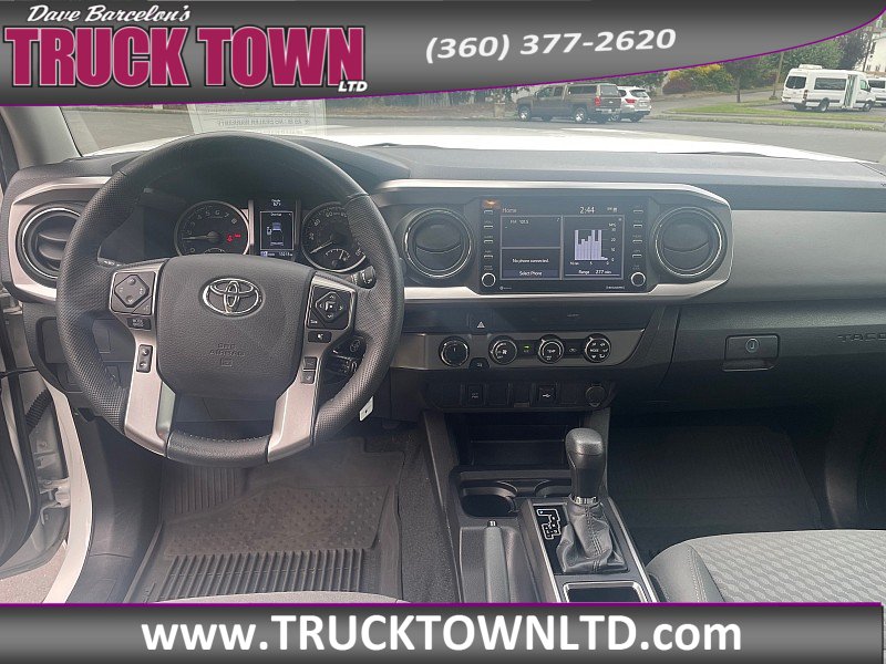 Used 2022 Toyota Tacoma SR5 w/ SR5 Appearance Package (SM) AWD/4WD image 12