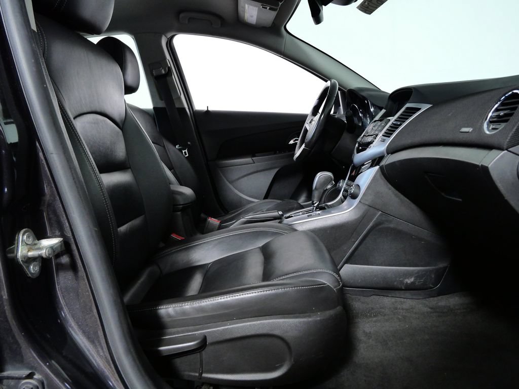 Used 2015 Chevrolet Cruze LTZ FWD image 10