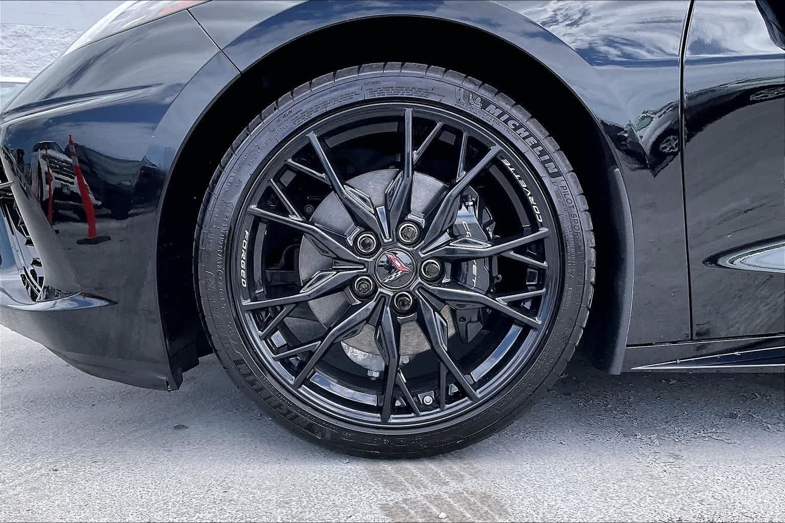 Used 2024 Chevrolet Corvette Stingray Preferred Conv w/ Battery Protection Package RWD image 8