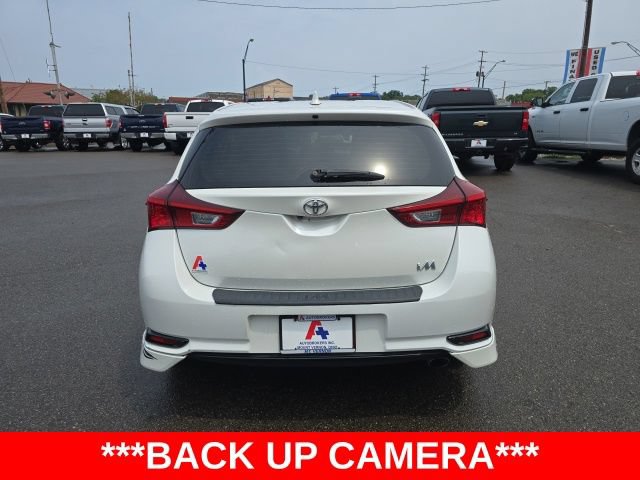 Used 2017 Toyota Corolla iM w/ All-Weather Mat Package FWD image 4