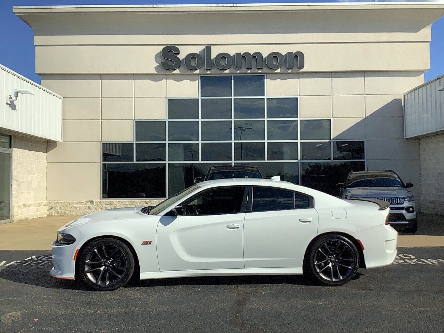 Used 2023 Dodge Charger Scat Pack w/ Plus Group RWD image 1