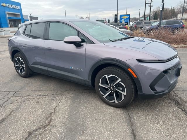 Used 2026 Chevrolet Equinox EV LT image 9