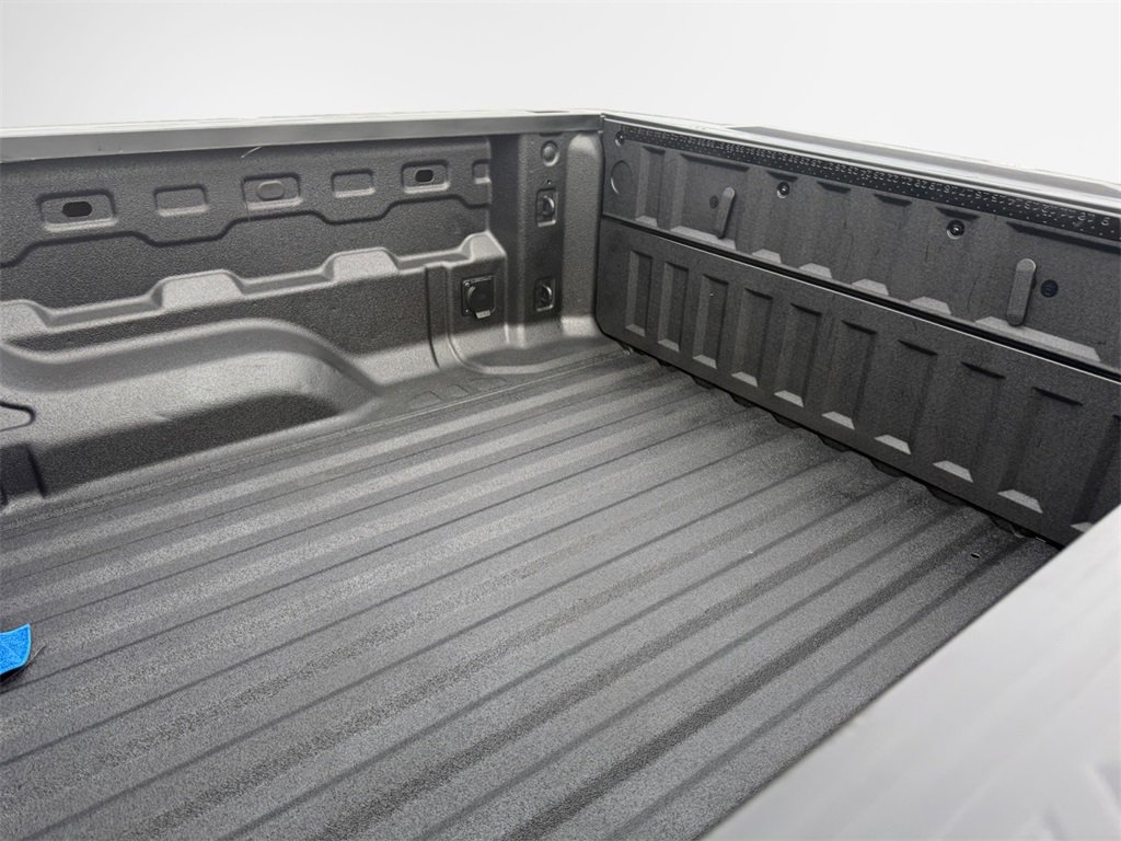 Certified 2024 Chevrolet Colorado Z71 w/ Z71 Convenience Package 2 image 25