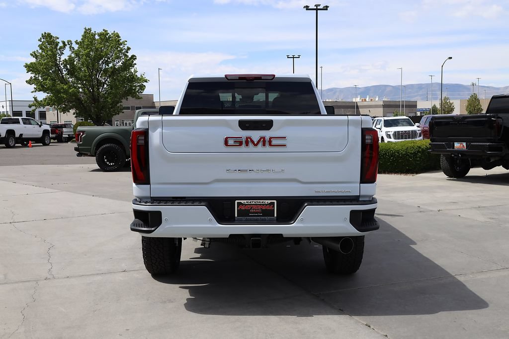 New 2026 GMC Sierra 3500 Denali w/ Denali Reserve Package AWD/4WD image 5