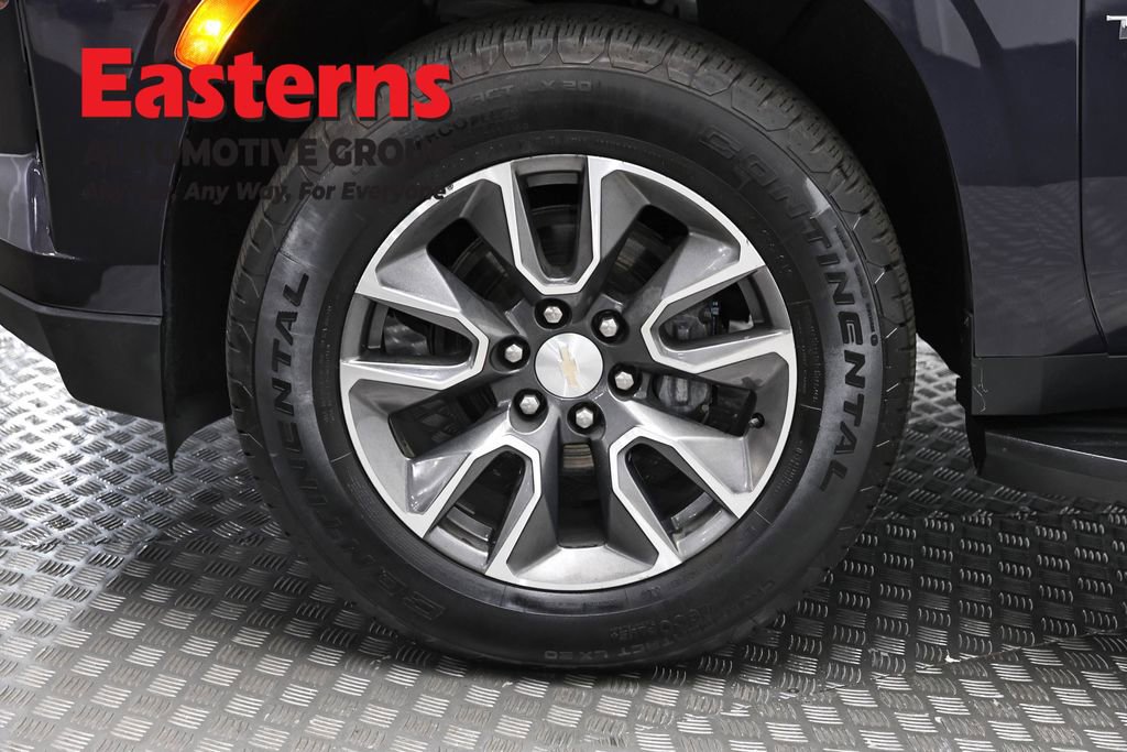 Used 2022 Chevrolet Tahoe LT w/ Luxury Package AWD/4WD image 36