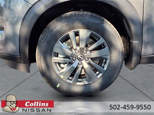 New 2025 Nissan Pathfinder SV image 12