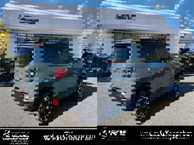 Used 2016 Jeep Renegade Trailhawk image 5