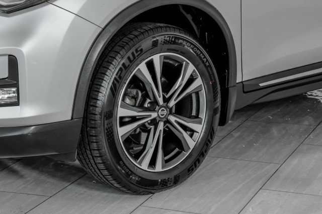 Used 2018 Nissan Rogue SL w/ Premium Package image 58
